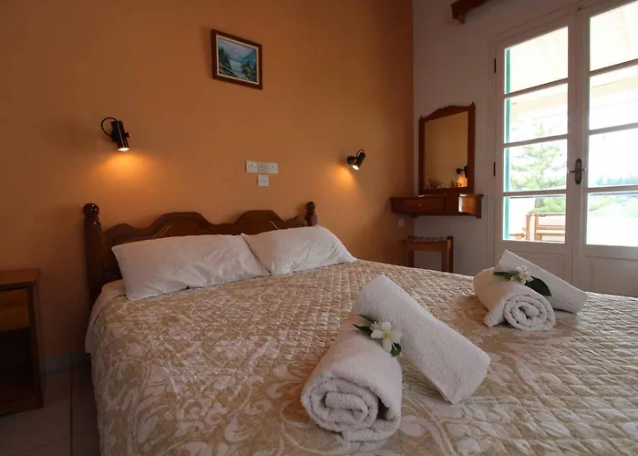 Appart hôtel Frankis Agios Spyridonas Perithia