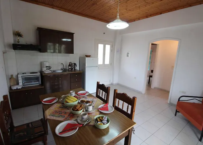 Frankis Agios Spyridonas Perithia 3* Ypsilas
