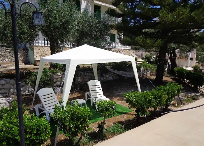 Appart hôtel Frankis Agios Spyridonas Perithia