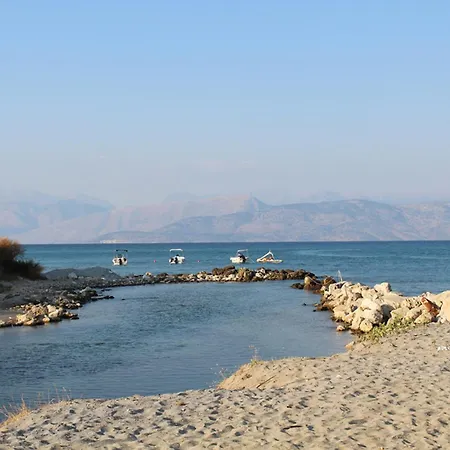 Frankis Agios Spyridonas Perithia